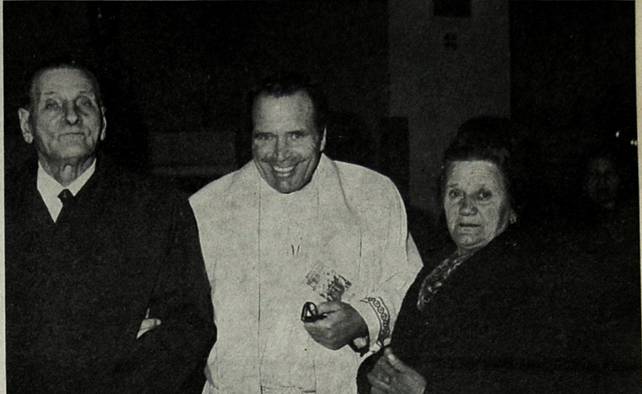Il  29 dicembre i coniugi Antonio Sbisà e Lucia Flego, profughi da Orsera hanno festeggiato a Fertilia (Sardegna) le nozze d'oro. - foto
