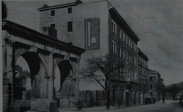 Sta mia cara e vecia Pola DI SERGIO ZUCCOLI - foto