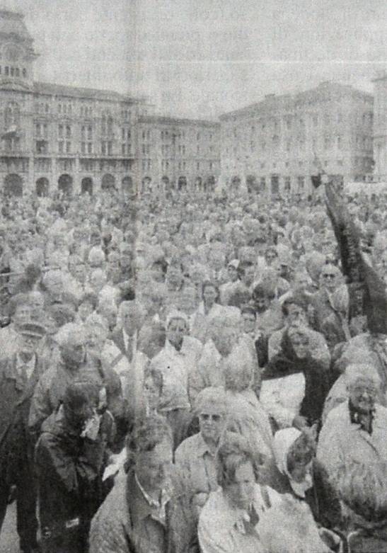 IL PUNTO
Gli esuli al raduno di Trieste - Claudio Fontanive - foto